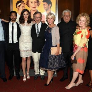 Steven Spielberg, Helen Mirren, Oprah Winfrey, Juliet Blake, Om Puri, Manish Dayal and Charlotte Le Bon at event of Simto zingsniu kelione (2014)