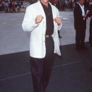 Sylvester Stallone at event of Gelbstint eilini Rajena (1998)