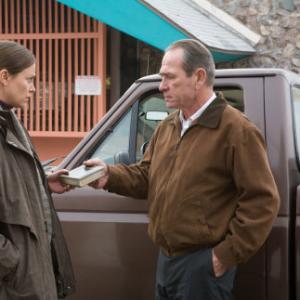 Still of Tommy Lee Jones and Charlize Theron in In the Valley of Elah 2007