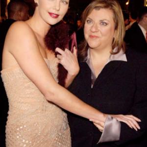 Charlize Theron and Gail Berman at event of AEligon Flux 2005