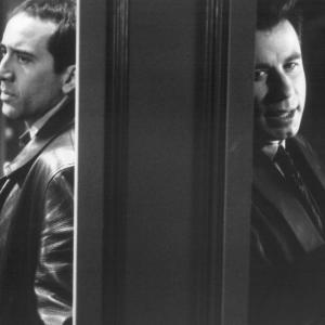 Still of Nicolas Cage and John Travolta in Face/Off (1997)