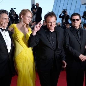 Quentin Tarantino, Uma Thurman, John Travolta, Kelly Preston and Lawrence Bender at event of Bulvarinis skaitalas (1994)