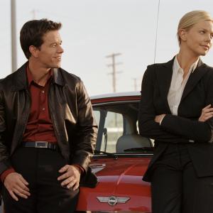 Still of Charlize Theron and Mark Wahlberg in The Italian Job 2003