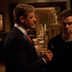 Still of Russell Crowe and Mark Wahlberg in Broken City 2013