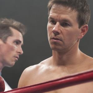 Still of Mark Wahlberg and Christian Bale in Kovotojas (2010)
