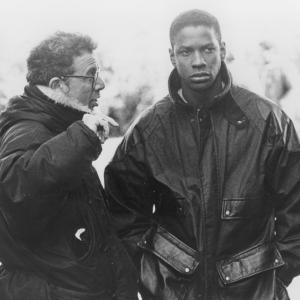 Still of Denzel Washington in For Queen & Country (1988)