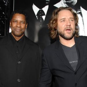Russell Crowe and Denzel Washington at event of American Gangster (2007)