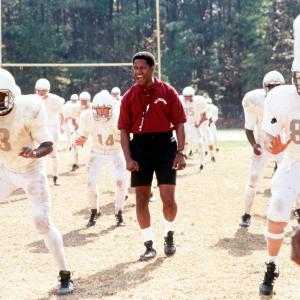 Still of Denzel Washington in Remember the Titans 2000