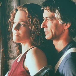 Still of Sigourney Weaver and David Strathairn in A Map of the World (1999)