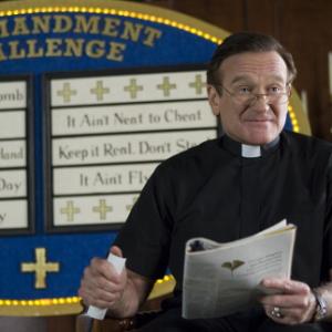 Still of Robin Williams in License to Wed 2007