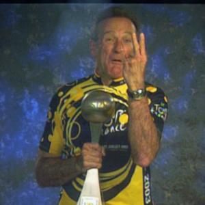 Robin Williams accepts the Award for Lance Armstrong for Best Male Athlete
