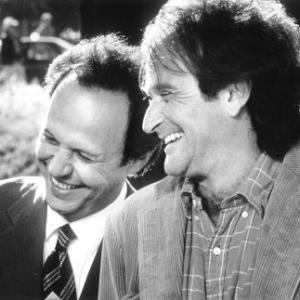 Still of Robin Williams and Billy Crystal in Fathers' Day (1997)