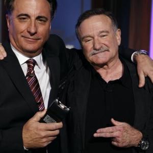 Still of Robin Williams and Andy Garcia in Jimmy Kimmel Live! (2003)