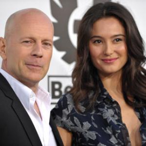 Bruce Willis and Emma Heming at event of The Expendables 2010