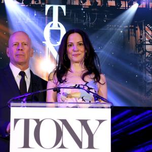 Bruce Willis and Mary-Louise Parker
