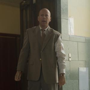 Still of Bruce Willis in Assassination of a High School President (2008)