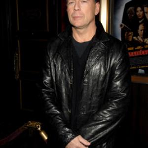 Bruce Willis at event of Laimingas skaicius kitas 2006