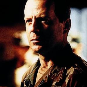 Still of Bruce Willis in Apgultis (1998)
