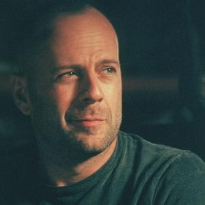 Still of Bruce Willis in Merkurijaus kodas 1998