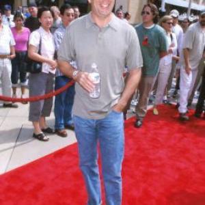 Bruce Willis at event of The Kid (2000)