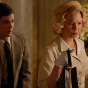 Still of Rene Zellweger and Logan Lerman in My One and Only 2009