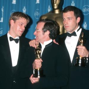 Robin Williams Ben Affleck and Matt Damon at event of The 70th Annual Academy Awards 1998