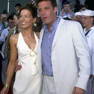 Ben Affleck and Kate Beckinsale at event of Perl Harboras 2001