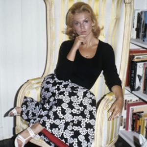 Ann-Margret at home