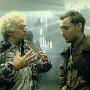 Jude Law, Jean-Jacques Annaud