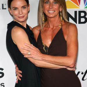 Gabrielle Anwar and Bonnie Hammer at event of The 66th Annual Golden Globe Awards 2009