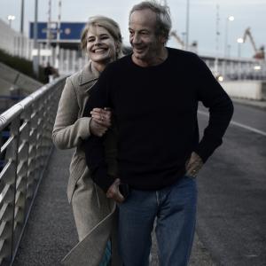 Still of Fanny Ardant and Patrick Chesnais in Les beaux jours 2013