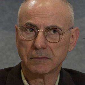 Alan Arkin at event of Thirteen Conversations About One Thing (2001)