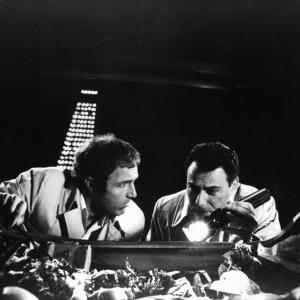 Still of Alan Arkin and James Caan in Freebie and the Bean 1974