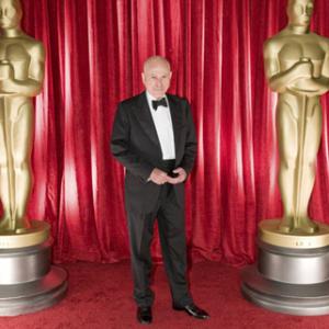 Alan Arkin arrives to present at the 81st Annual Academy Awards® at the Kodak Theatre in Hollywood, CA Sunday, February 22, 2009 airing live on the ABC Television Network.