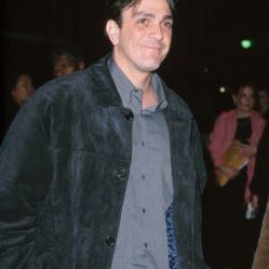 Hank Azaria at event of The Whole Nine Yards 2000