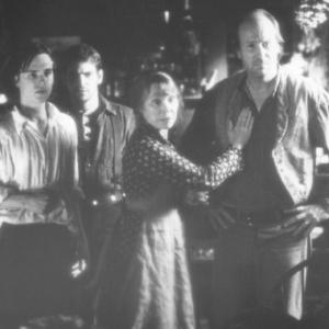 Still of Scott Bairstow, William Hurt, Sissy Spacek and Jonathan Jackson in Tuck Everlasting (2002)