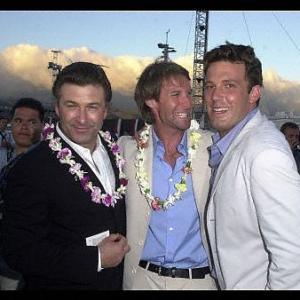 Ben Affleck Alec Baldwin and Michael Bay at event of Perl Harboras 2001
