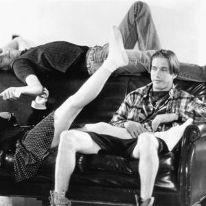 Still of Stephen Baldwin, Josh Charles and Lara Flynn Boyle in Threesome (1994)