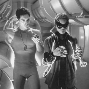 Still of Angela Bassett and James Spader in Supernova (2000)