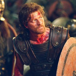 Still of Sean Bean and Brian Cox in Troy (2004)