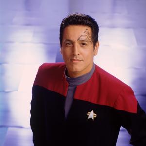 Still of Robert Beltran in Star Trek Voyager 1995