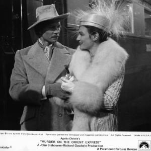 Still of Jacqueline Bisset and Michael York in Murder on the Orient Express 1974