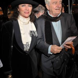 Jacqueline Bisset and Seymour Cassel at event of Nerimo dienos 2008