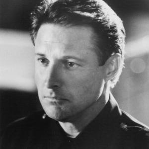 Still of Bruce Boxleitner in Kuffs (1992)