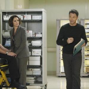 Still of Amy Brenneman Tim Daly and Stephen Amell in Private Practice 2007