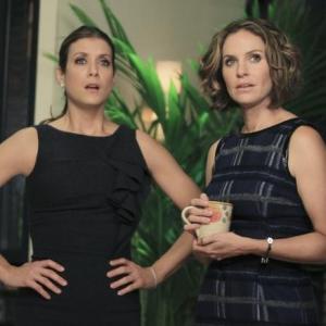 Still of Amy Brenneman and Kate Walsh in Private Practice 2007
