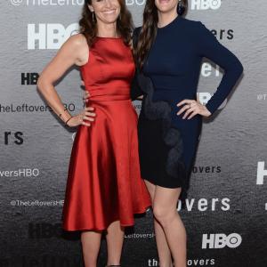 Liv Tyler and Amy Brenneman at event of The Leftovers (2014)