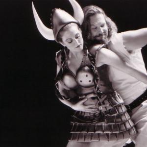 Still of Julianne Moore and Jeff Bridges in The Big Lebowski 1998