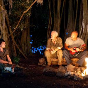 Still of Michael Caine, Dwayne Johnson and Josh Hutcherson in Kelione i paslaptingaja sala (2012)