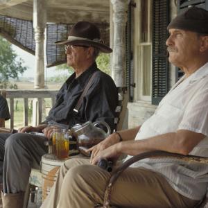 Still of Michael Caine, Robert Duvall and Haley Joel Osment in Secondhand Lions (2003)